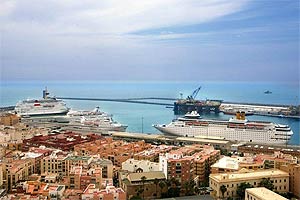 Cruceros en el puerto de Almería
