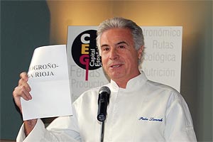 Pedro Larumbe proclamando a Logroño-La Rioja como Capital Española de la Gastronomía 2012