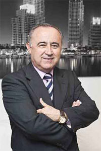 Vicente Romero  presidente de AEDH