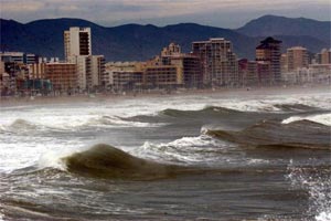 Vista de la Playa de Gandía, Valencia, a primera hora de la mañana, una de las preferidas de turismo nacional