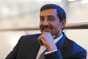 El jeque Ahmed bin Saeed Al Maktoum, presidente y mximo representante de la aerolnea Emirates y del Emirates Group