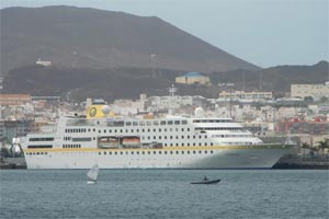 Puerto de Las Palmas que acapararon un buen número de viajeros